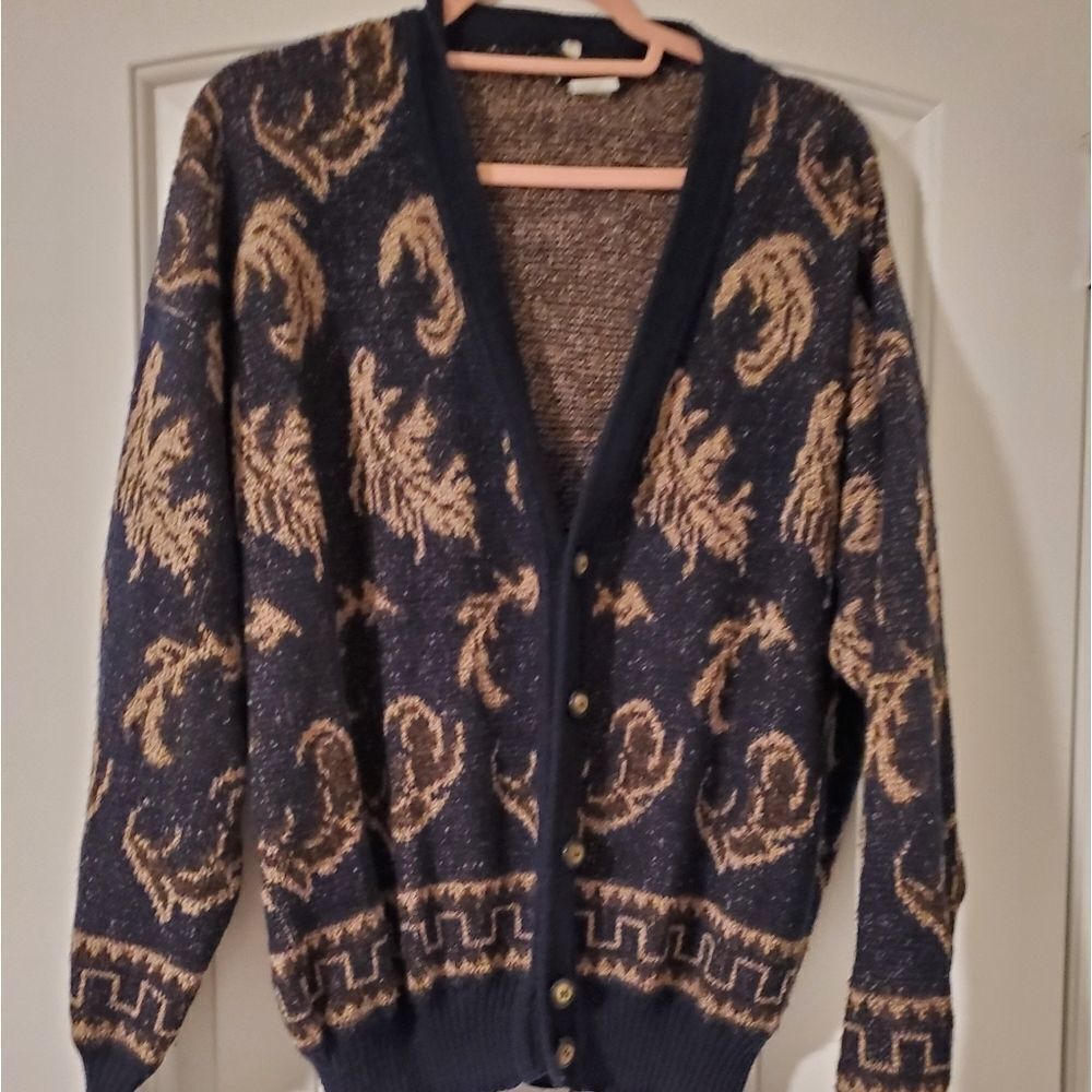 Beautiful Metropolis Sweater Size L